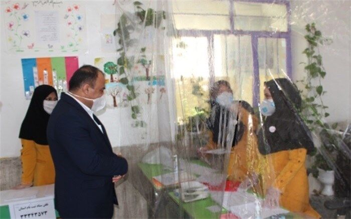 بازدید از فرآیند ثبت نام دانش آموزان ورودی پایه اول دشتستان انجام شد