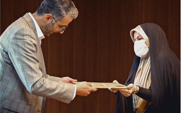 مدیر جدید روابط عمومی و امور بین‌الملل کانون زبان ایران منصوب شد