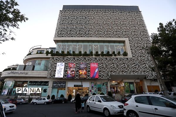 بازگشایی سینماها  پس از 4 ماه تعطیلی-2