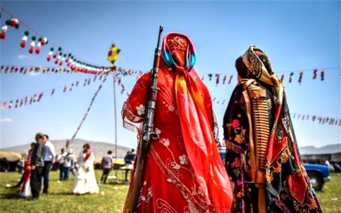 هر عروسی و عزا 50 نفر را کرونایی می‌کند