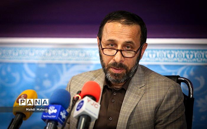 محمدزاده: ما به عنوان مجری قانون، موظف به اجرای آزمون آموزش‌دهندگان هستیم