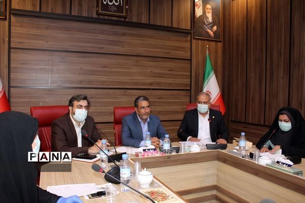 اولین جلسه کارگروه مالی و پرورشی مدیران منتخب استانی در اداره‌کل آموزش و پرورش شهرستان‌های تهران