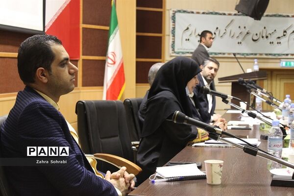 همایش نخبگان فرهنگی، ورزشی و هنری شهرستان اسلامشهر
