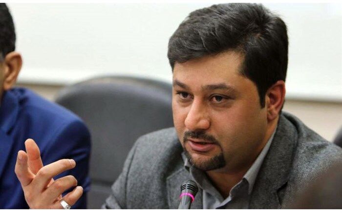 تخصیص دلار ۴۲۰۰ تومانی نصف شد