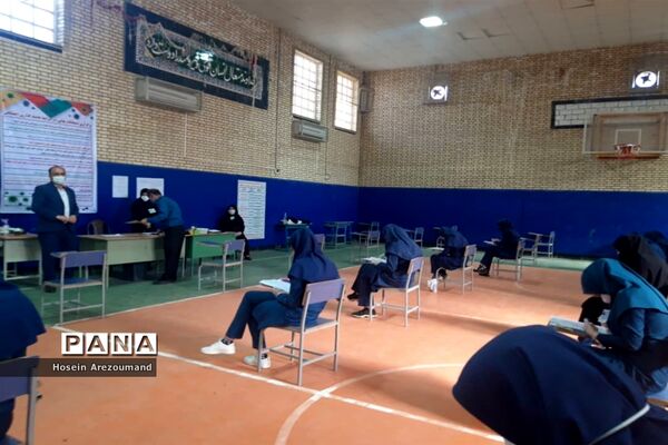 پاکسازی و گندزدایی فضای های آموزشی شهرستان هفتکل جهت جلوگیری از شیوع کرونا