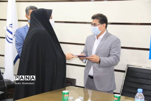 مراسم تکریم و معارفه مدیر آموزش و پرورش شهرستان بوشهر