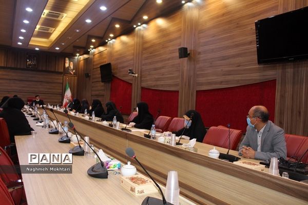 اولین نشست کارگروه آموزشی مدیران منتخب استانی در دوره متوسطه