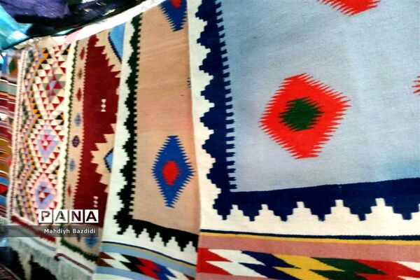 نمایشگاه دائمی توانمندی‌های بانوان مود