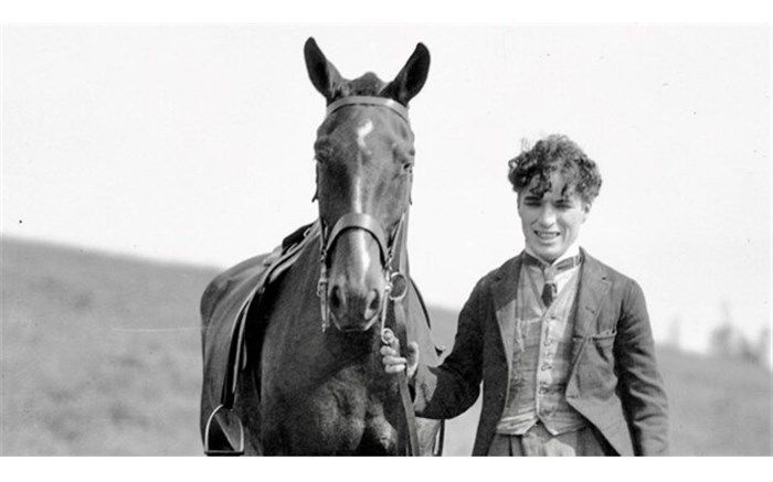 ماجراهای زندگی چارلی چاپلین در«کتاب شب» رادیو تهران