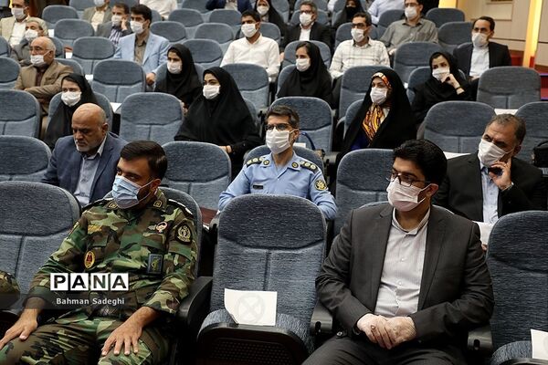 مراسم تجلیل از برگزیدگان اولین دوره مسابقات نوآوری‌های صنعتی