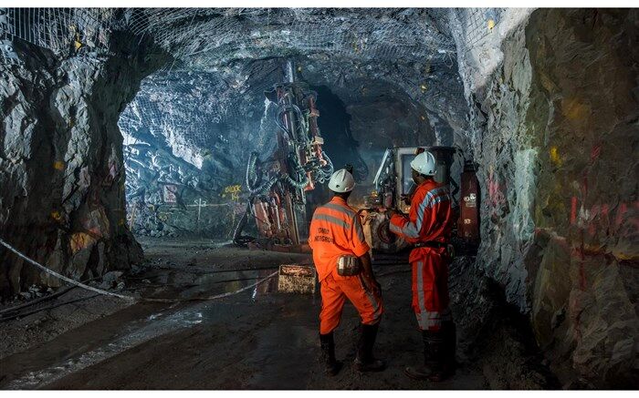 اعزام ۳ تیم هلال‌احمر برای نجات حادثه‌دیدگان معدن زغال سنگ بیتومین