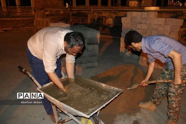 آماده‌سازی شب وداع با پیکر شهدای مدافع حرم در مرکز فرهنگی دفاع مقدس استان مازندران
