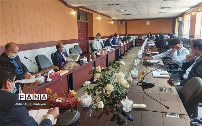 جلسه هم اندیشی کارشناسان حوزه پرورشی کاشمر برگزار شد