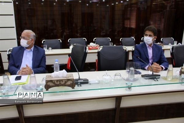 جلسه ستاد هماهنگی اجرای سنجش دانش‌آموزان استان بوشهر