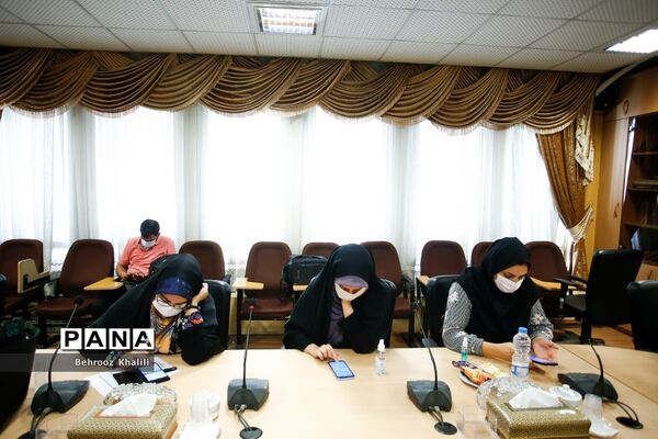 نشست خبری دبیرکل اتحادیه انجمن‌های اسلامی دانش‌آموزان