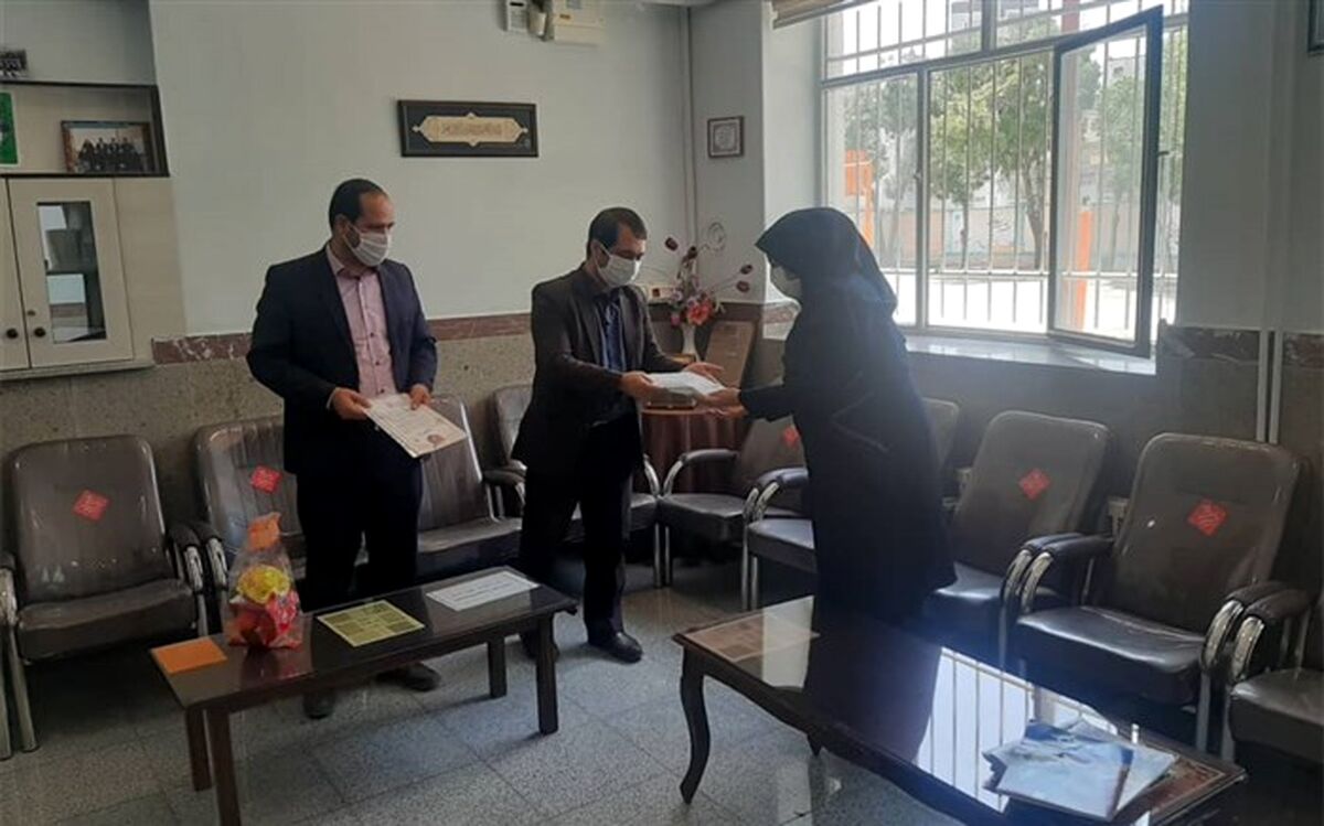 تقدیر رییس سازمان دانش آموزی استان همدان از مدیر و عوامل اجرایی مدرسه فروغ