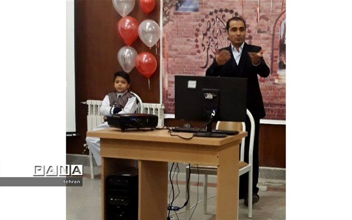 موفقیت دانش آموزان منطقه 12 درمسابقات فرهنگی وهنری