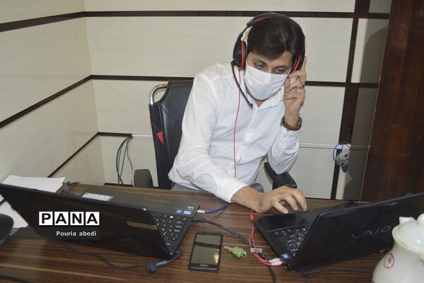 گردهمایی مدیران و روسای آموزش و پرورش استان بوشهر به صورت ویدئو کنفرانس