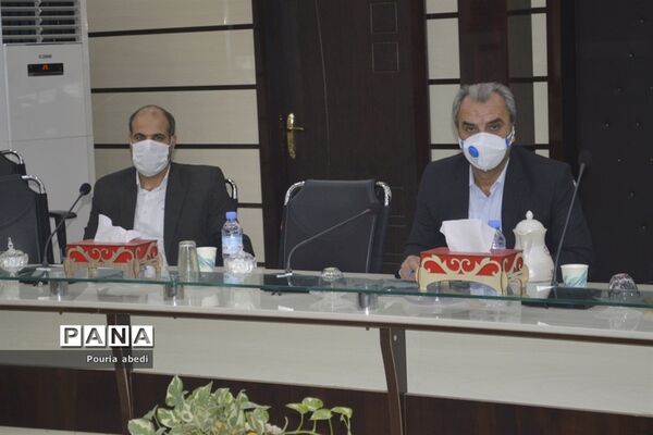 گردهمایی مدیران و روسای آموزش و پرورش استان بوشهر به صورت ویدئو کنفرانس