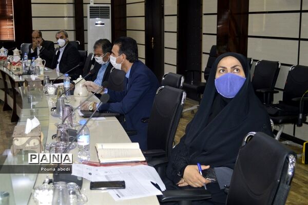 گردهمایی مدیران و روسای آموزش و پرورش استان بوشهر به صورت ویدئو کنفرانس