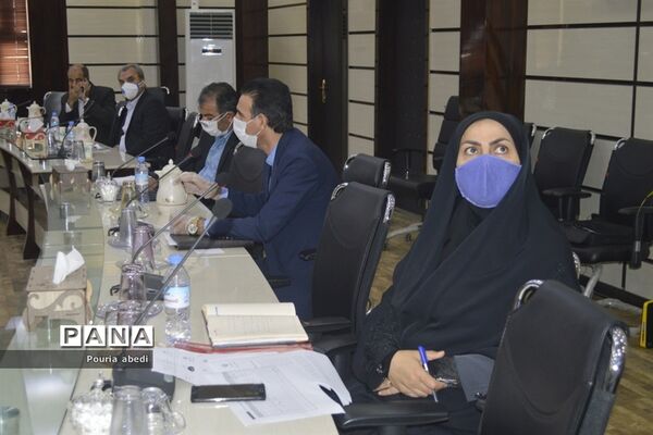 گردهمایی مدیران و روسای آموزش و پرورش استان بوشهر به صورت ویدئو کنفرانس