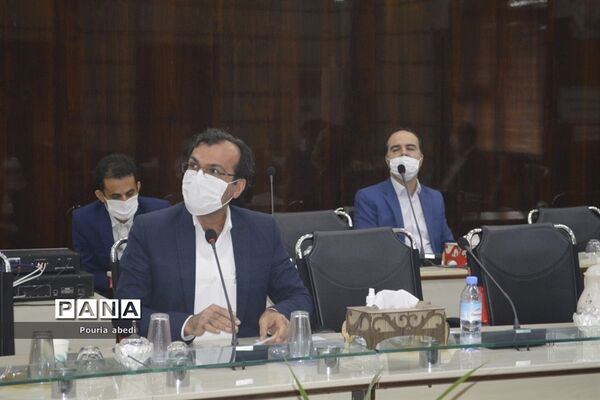 گردهمایی مدیران و روسای آموزش و پرورش استان بوشهر به صورت ویدئو کنفرانس