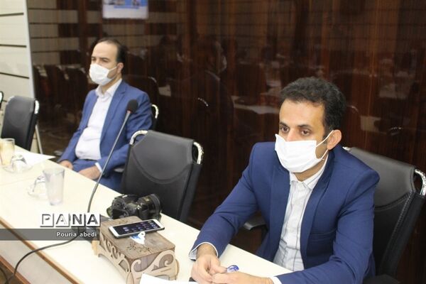 گردهمایی مدیران و روسای آموزش و پرورش استان بوشهر به صورت ویدئو کنفرانس