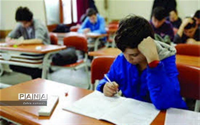 قربانی:  فرآیند هدایت تحصیلی در دوران کرونا در بستر مجازی و شبکه شاد انجام می‌شود