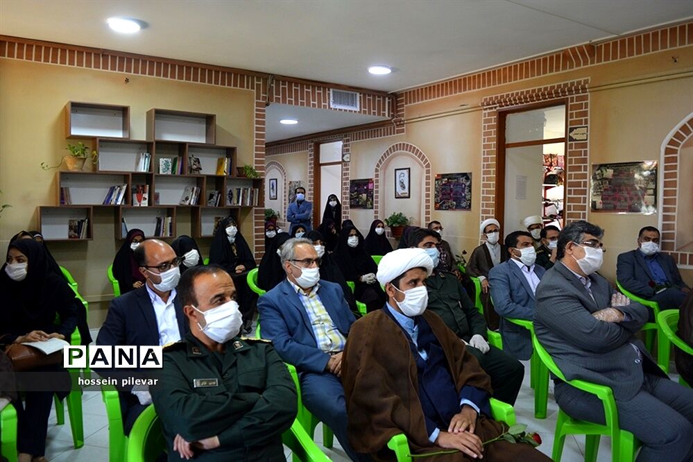 افتتاحیه نمایشگاه حجاب و عفاف در مجموعه فرهنگی زندگی بهشتی در بیرجند