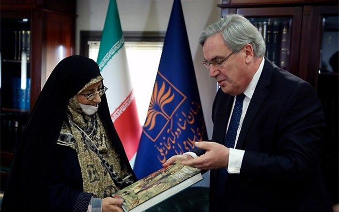 اعزام کارشناسان سازمان اسناد و کتابخانه ملی ایران به سایر کشورها صرفا در مسیر تداوم دانش افزایی است