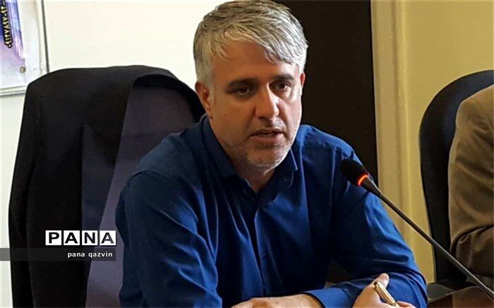 سنجش روزانه 40 نوآموز بدو ورود به دبستان در تاکستان