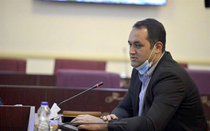 فخری از قرنطینه خانگی به بیمارستان رفت