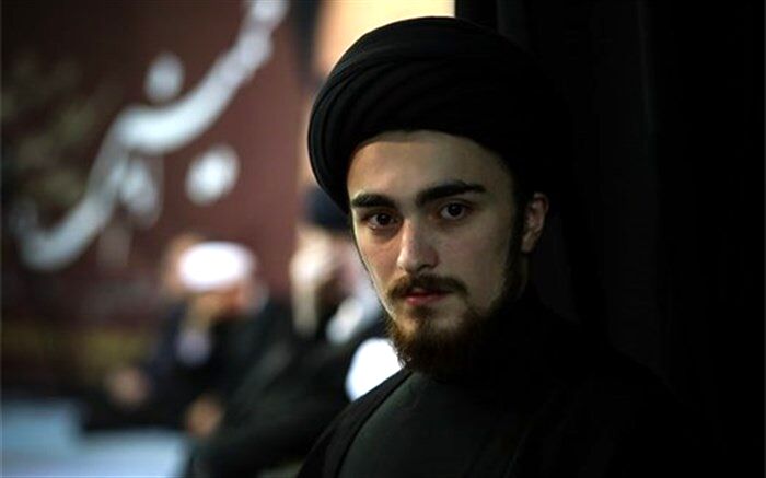 تصویری از سیدحسن خمینی در بیمارستان بعد از مبتلا شدن عروس امام (ره) به کرونا