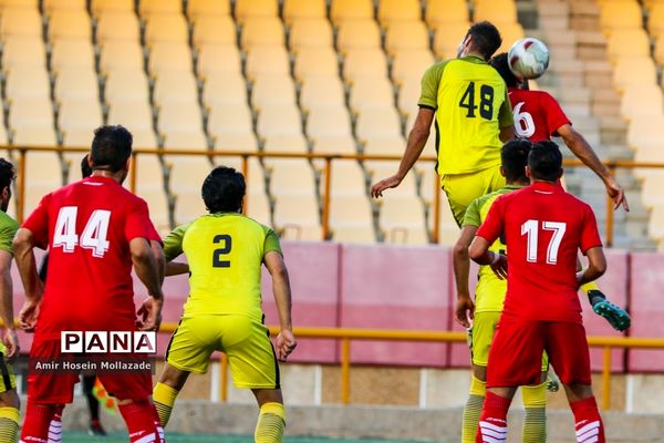 دیدارتیم های نود ارومیه و خوشه طلایی ساوه