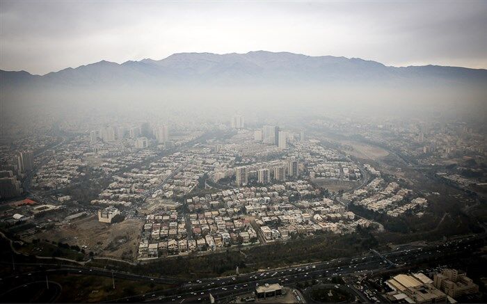 آلودگی هوای تهران از شاخص ۱۶۰ بالاتر رفت