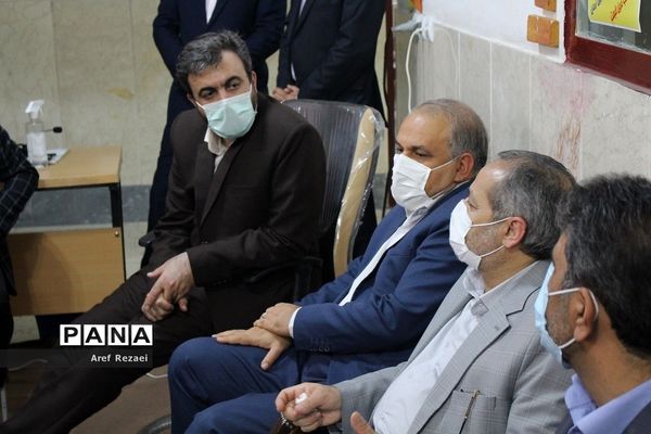 بازدید معاون پرورشی و فرهنگی وزارت آموزش و پرورش از استودیوی تولید محتوای شبکه شاد در ناحیه یک شهرری