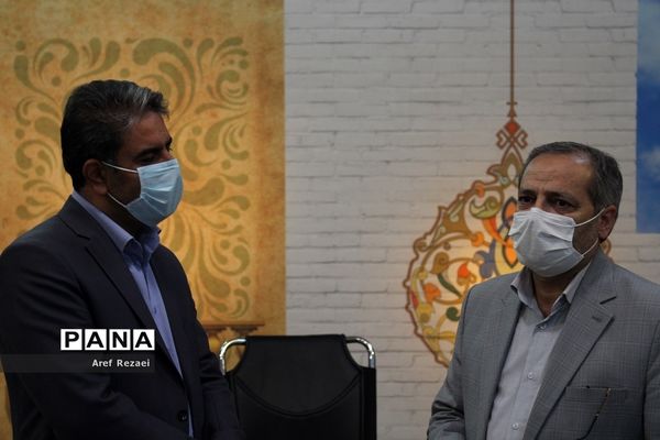 بازدید معاون پرورشی و فرهنگی وزارت آموزش و پرورش از استودیوی تولید محتوای شبکه شاد در ناحیه یک شهرری