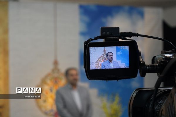 بازدید معاون پرورشی و فرهنگی وزارت آموزش و پرورش از استودیوی تولید محتوای شبکه شاد در ناحیه یک شهرری