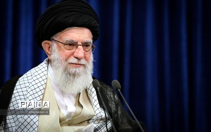 اولین ملاقات حضوری رهبر انقلاب پس از ۵ ماه
