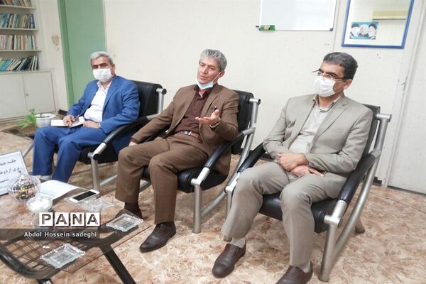 جلسه هماهنگی و برنامه ریزی اردوهای یک روزه شمیم نور