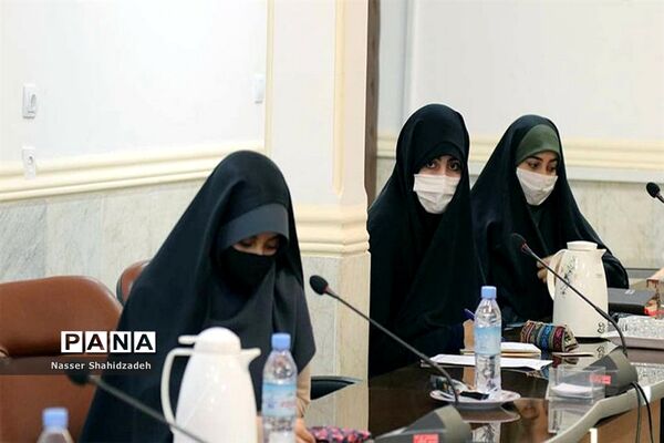 جلسه مسئولان گروه‌های جهادی ناحیه بسیج دانشجویی عمار استان بوشهر