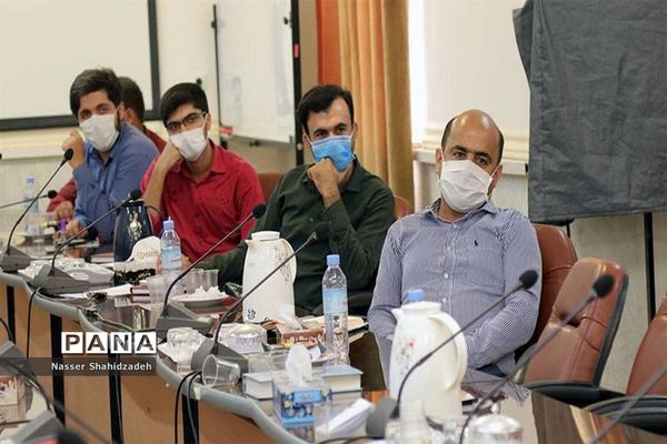 جلسه مسئولان گروه‌های جهادی ناحیه بسیج دانشجویی عمار استان بوشهر