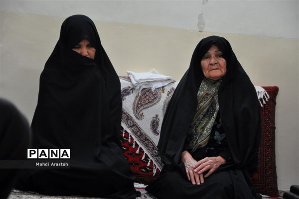 دیدار فرمانده سپاه انصار الرضا(ع) خراسان جنوبی با خانواده شهید اباذر جودی