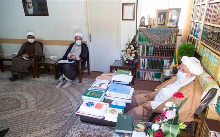 آیت الله ناصری: توجه به قرآن در مدارس و دانشگاه فرهنگیان افزایش یابد