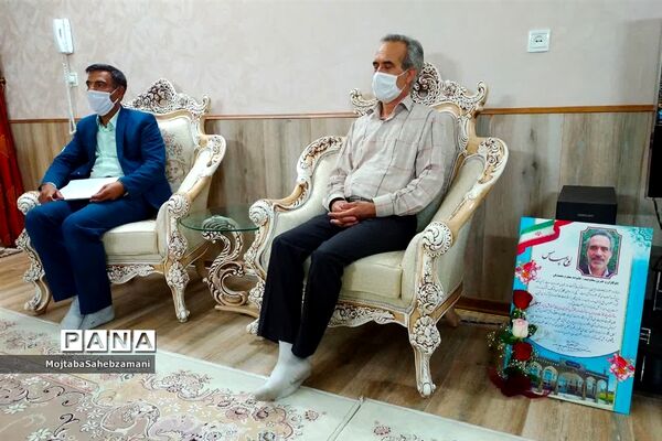 دیدار مدیر آموزش و پرورش با معاونان و کارشناسان با ریاست مجمع خیرین مدرسه ساز کاشمر