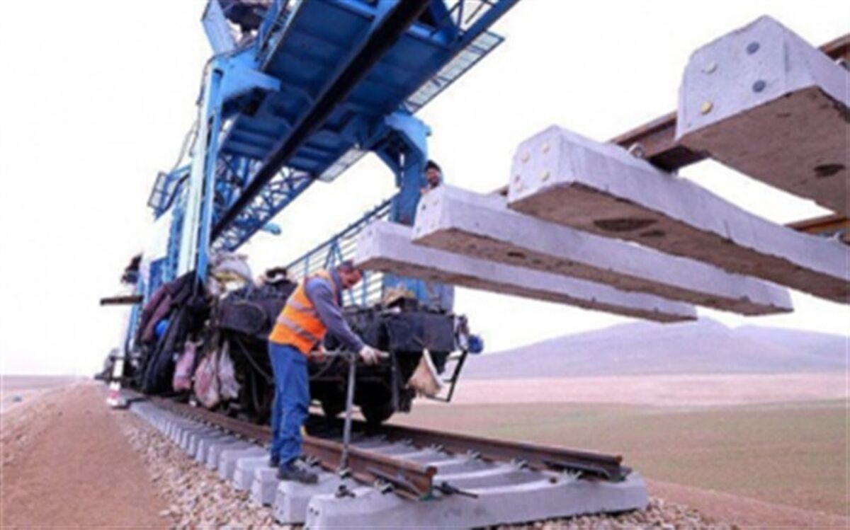 مشکلی در جذب اعتبار و اجرای راه آهن اردبیل وجود ندارد