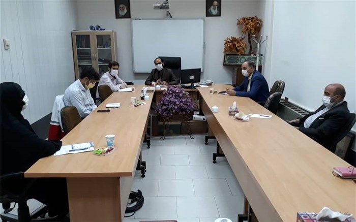 نشست تشکل های دانش‌آموزی تهران با موضوع اختتامیه جشنواره «مهتاب در نور»