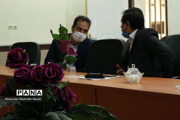 نشست ستاد اجرایی دهمین دوره انتخابات مجلس و شوراهای دانش آموزی استان خوزستان