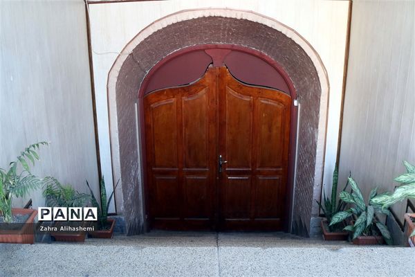 دبیرستان ماندگار البرز