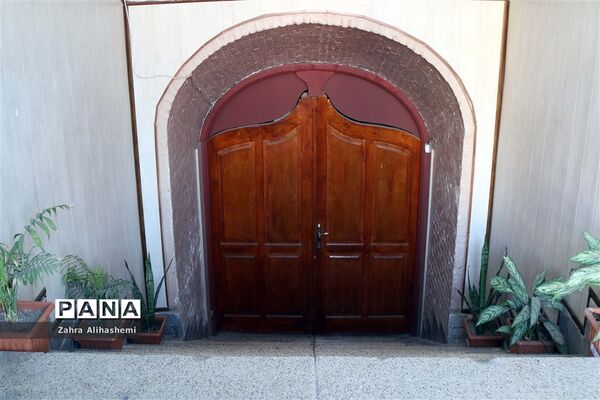دبیرستان ماندگار البرز